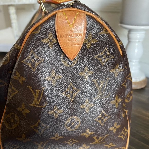 Louis Vuitton Speedy Monogram Handbag - Picture 2 of 5